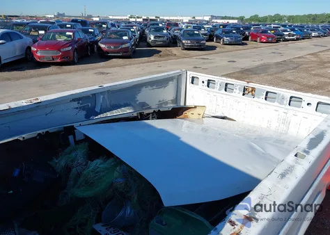 1995 Ford F250 from USA, damaged, VIN 1FTHX25F1SKA90614